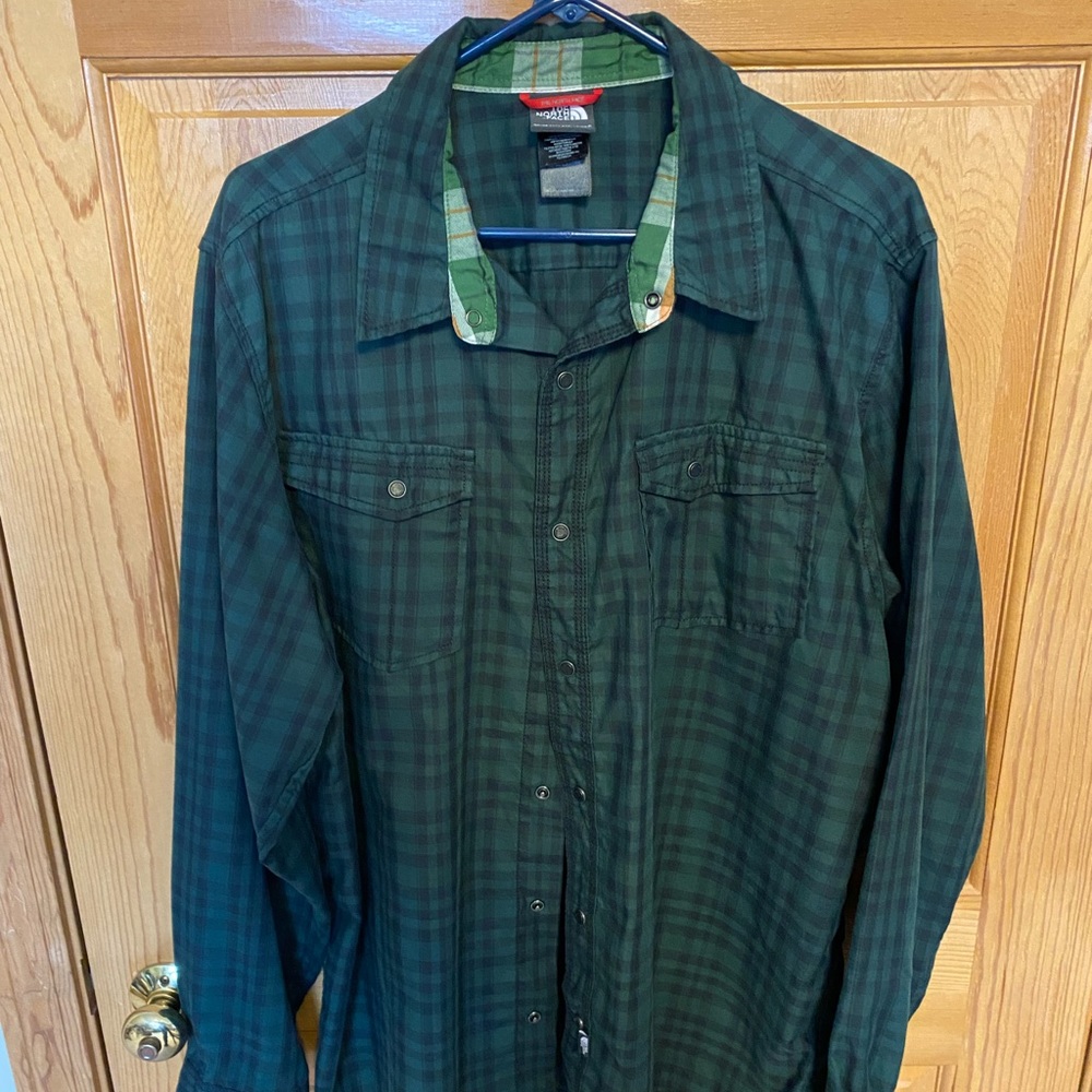 North face Plaid Button-Down